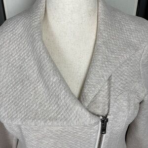 CAbi Ryder Quilted Knit Moto Jacket Gray Size M